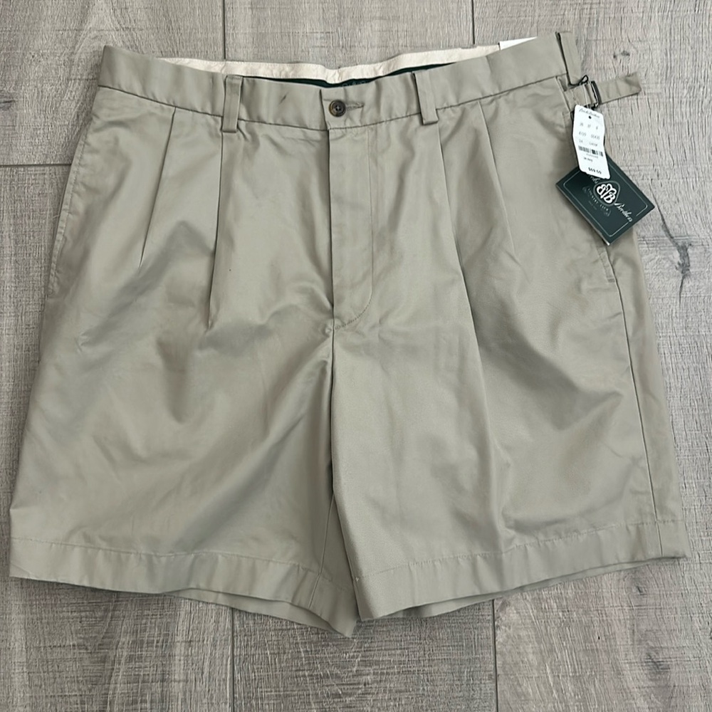 New With Tags Men’s Brooks Brothers Country Club Size 36 Pleated Shorts